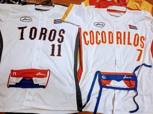 9 uniformes de Home Club de Matanzas y Camaguey 580x435