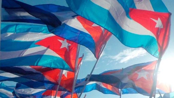 banderas cubanas 580x325
