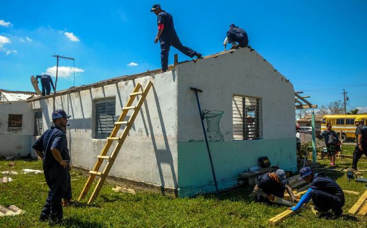 vivienda sin techo pinar del rio cuba 750x466 1