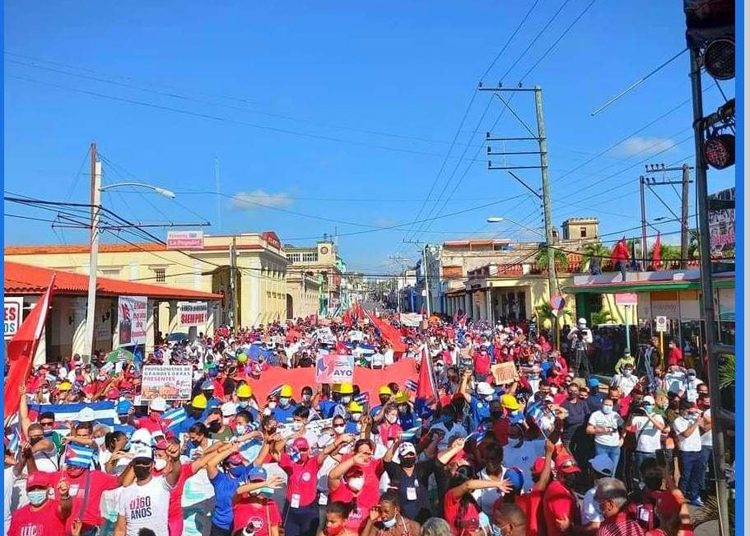 jovenes pinarenos pinar del rio cuba 750x663 1 750x536