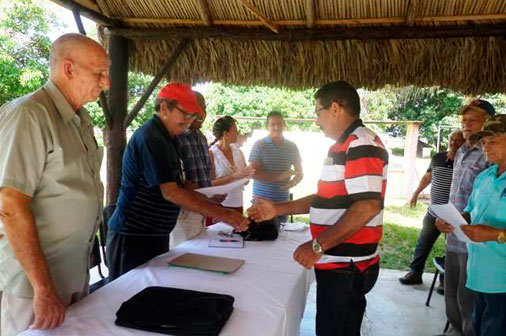 Combatientes de San Juan y Martínez celebran aniversario 25 de su Asociación.