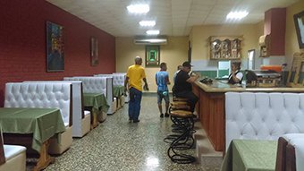 Cafetería Venecia en el hotel Italia en Pinar del Río