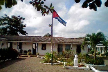 Escuela rural en Pinar del Rio